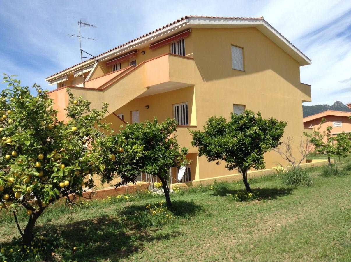 Lemon Apartments Villasimius Exteriér fotografie