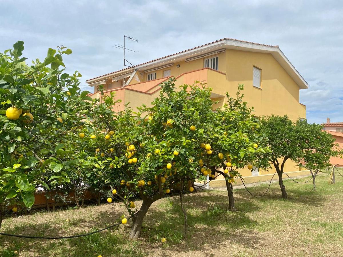 Lemon Apartments Villasimius Exteriér fotografie